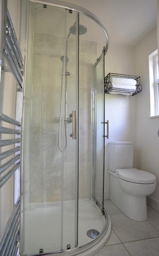 Cute Self-Contained Guest Room With Ensuite And Private Decked Porch In Glastonbury Exteriör bild